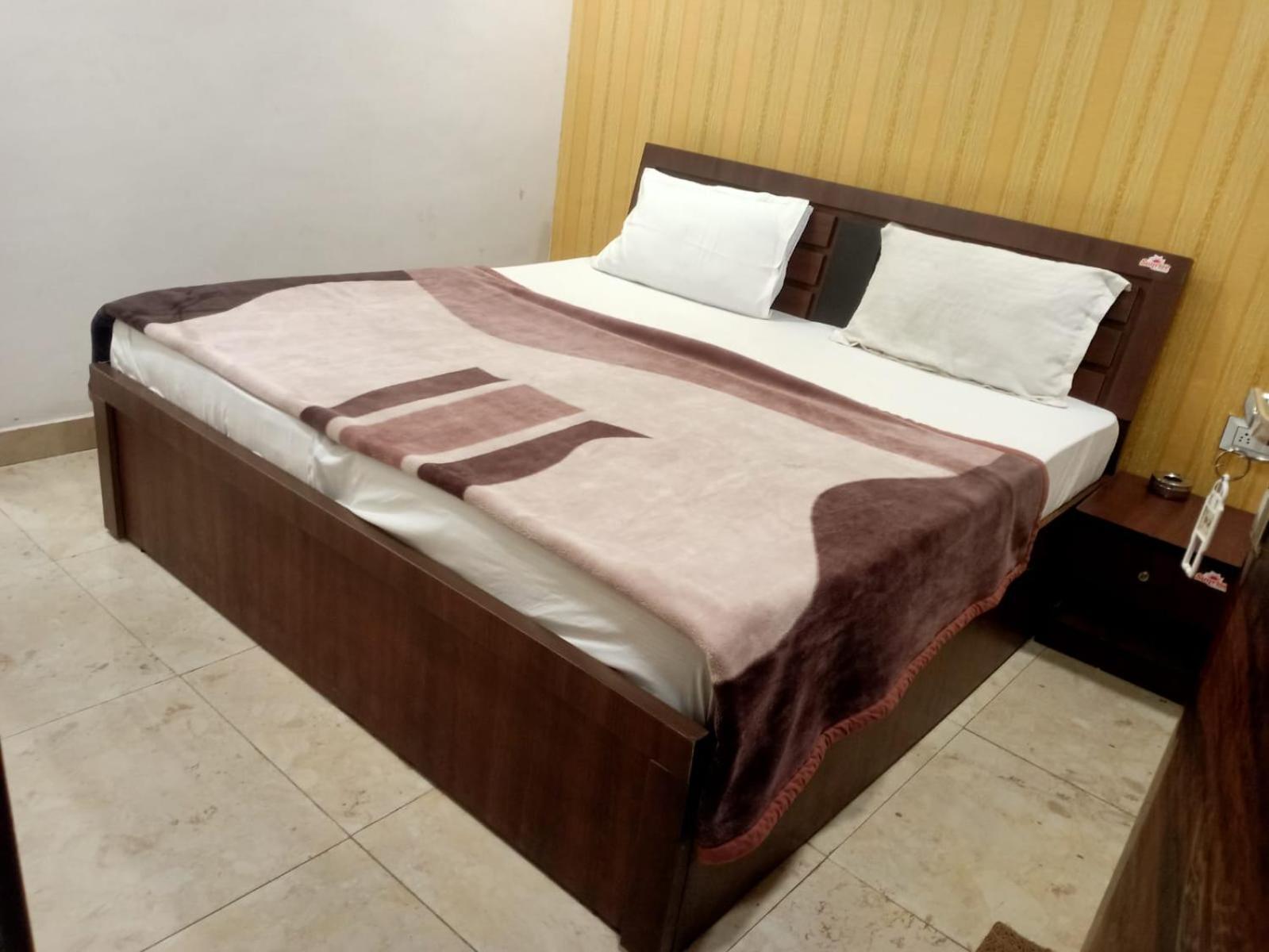 Sapphire Palace 3 Hotel Τζαϊπούρ Εξωτερικό φωτογραφία
